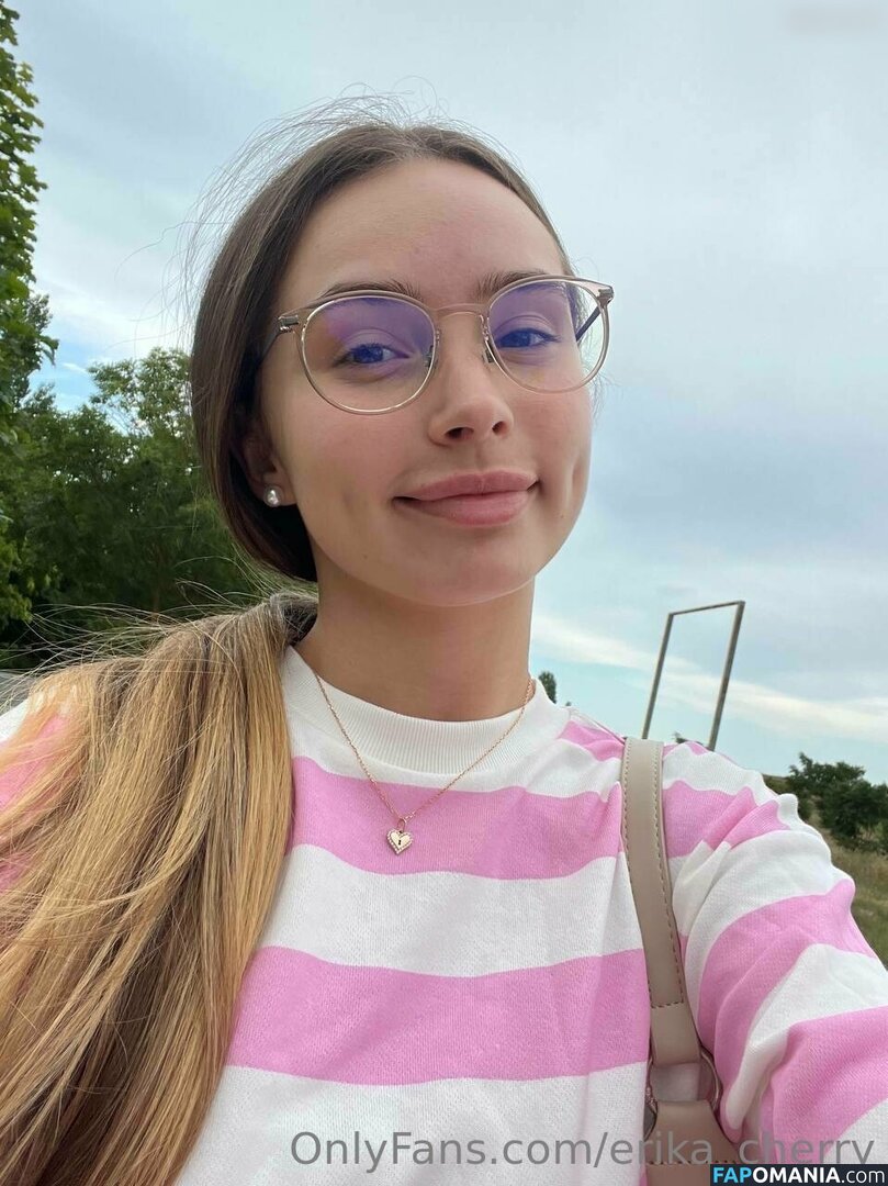 erika_cherry / erika_cherry_ Nu OnlyFans  Foto vazada #346