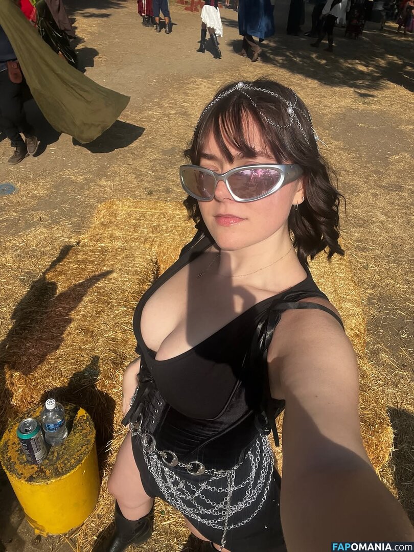 Erin Dougal / Smosh / erindougal Nu OnlyFans  Foto vazada #8
