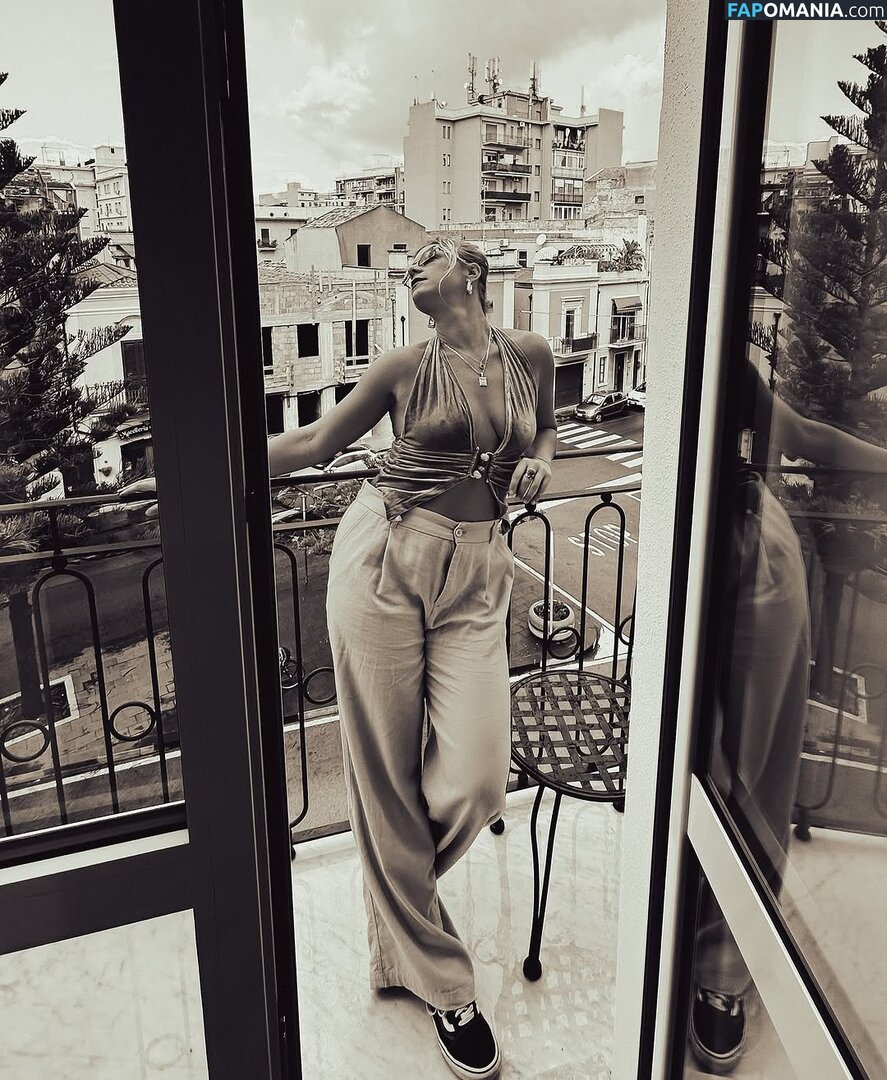 Erin Fay / avrilbaby / erinlfay Nu OnlyFans  Foto vazada #8
