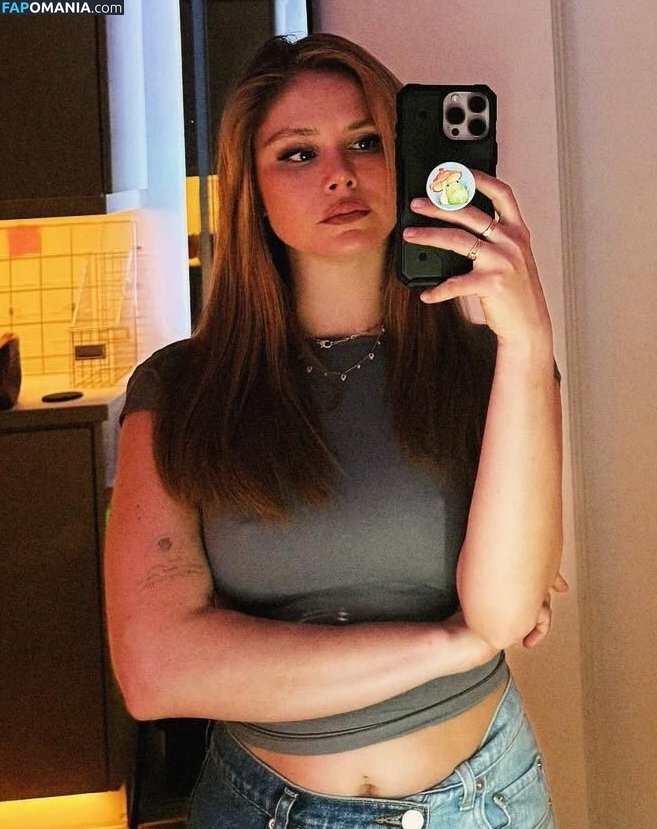 Erin Moriarty / erinelairmoriarty Nu OnlyFans  Foto vazada #455