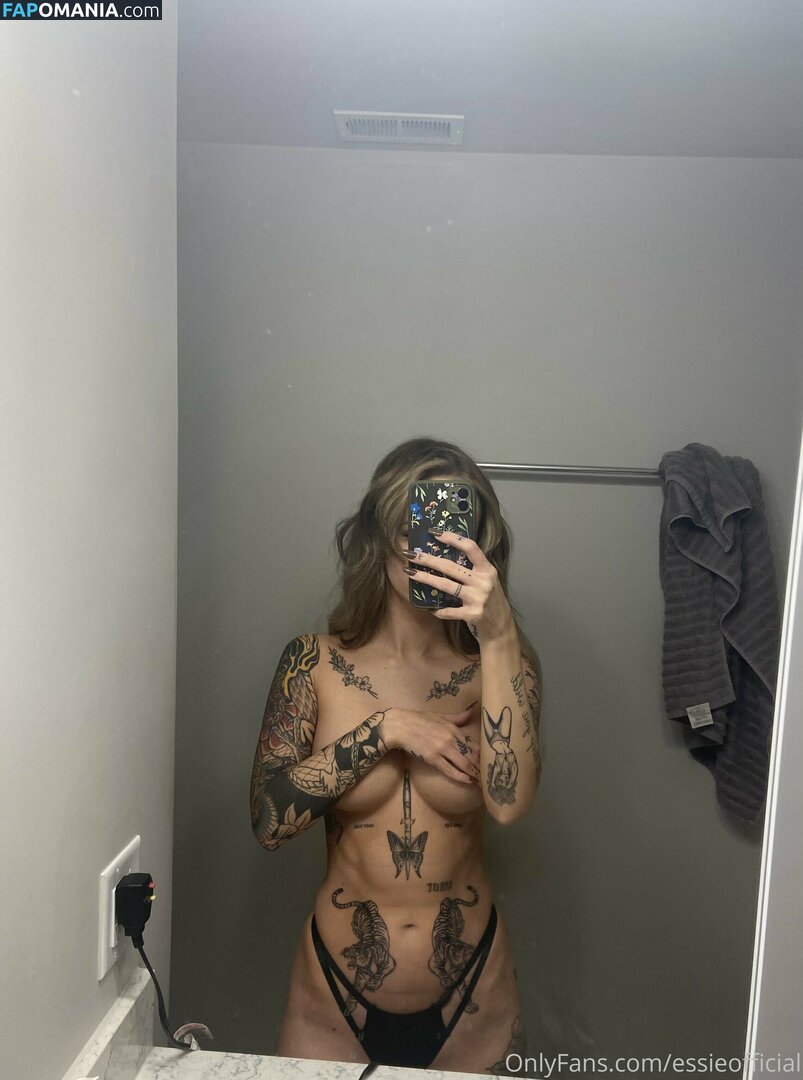 Essieofficial / essie Nu OnlyFans  Foto vazada #30