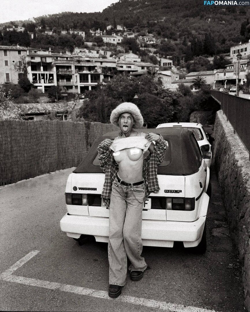 _estela_tessaro / estela / estelagomez / thirdeyewitchh Nu OnlyFans  Foto vazada #43