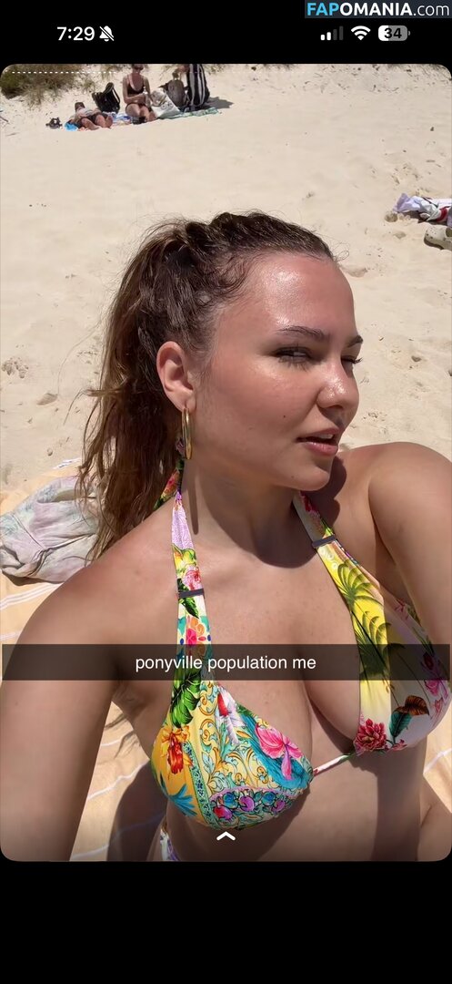 Ester Dobrik / esterrdobrik Nu OnlyFans  Foto vazada #3