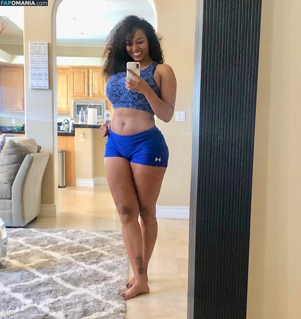 Esther Baxter / estherbaxter / https: Nu OnlyFans  Foto vazada #5
