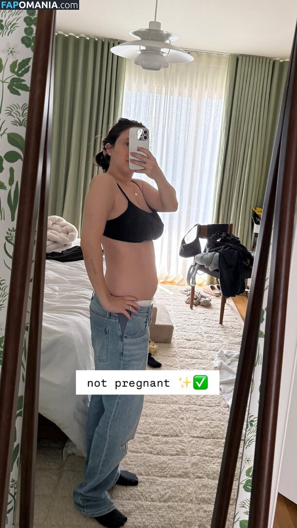 Esther Povitsky / esthermonster Nu OnlyFans  Foto vazada #1