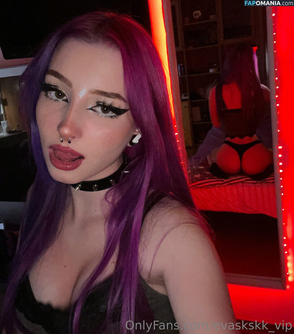 Eva Cappellini / accountsatanico / evaskskk Nu OnlyFans  Foto vazada #17