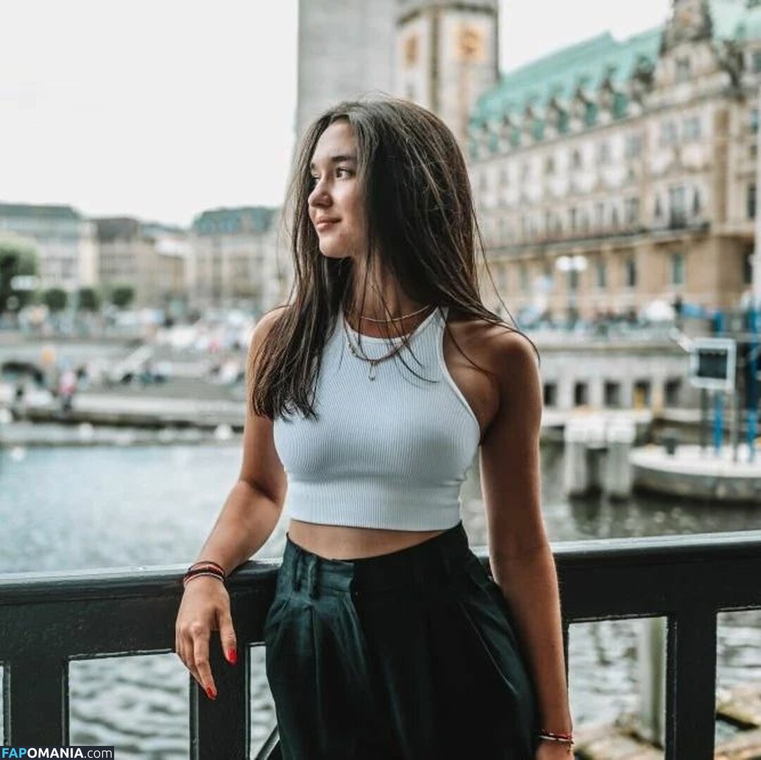 Eva Lys / eva.lys / evazolia Nu OnlyFans  Foto vazada #40