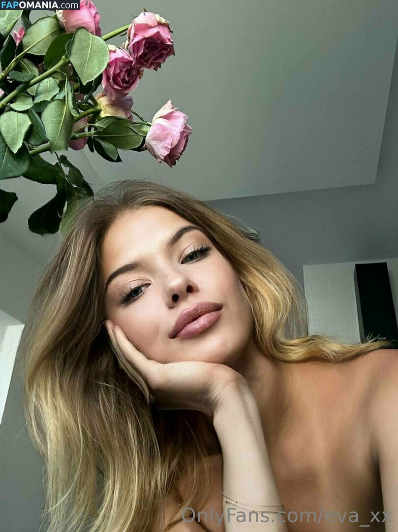 eva_xx / mylifeaseva Nu OnlyFans  Foto vazada #94
