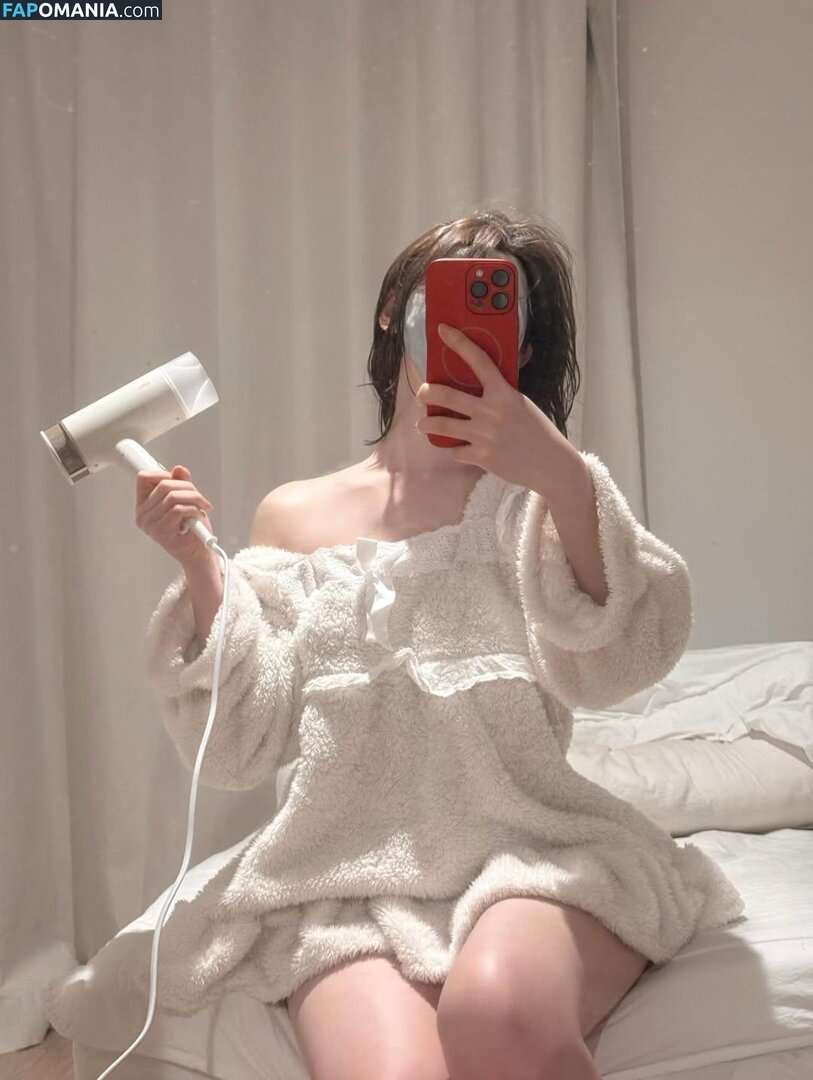 Evawishx / Evawxsh / hanxiao_ss / imeva Nu OnlyFans  Foto vazada #14