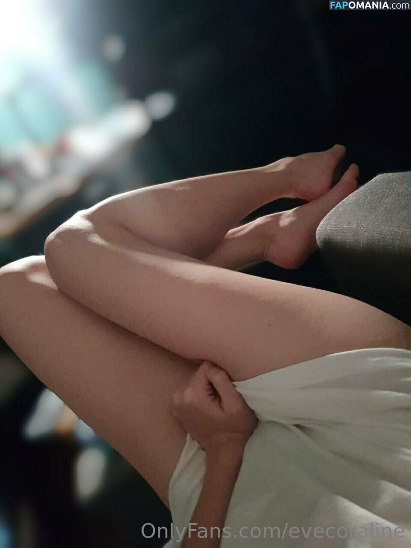 evecoraline Nu OnlyFans  Foto vazada #5