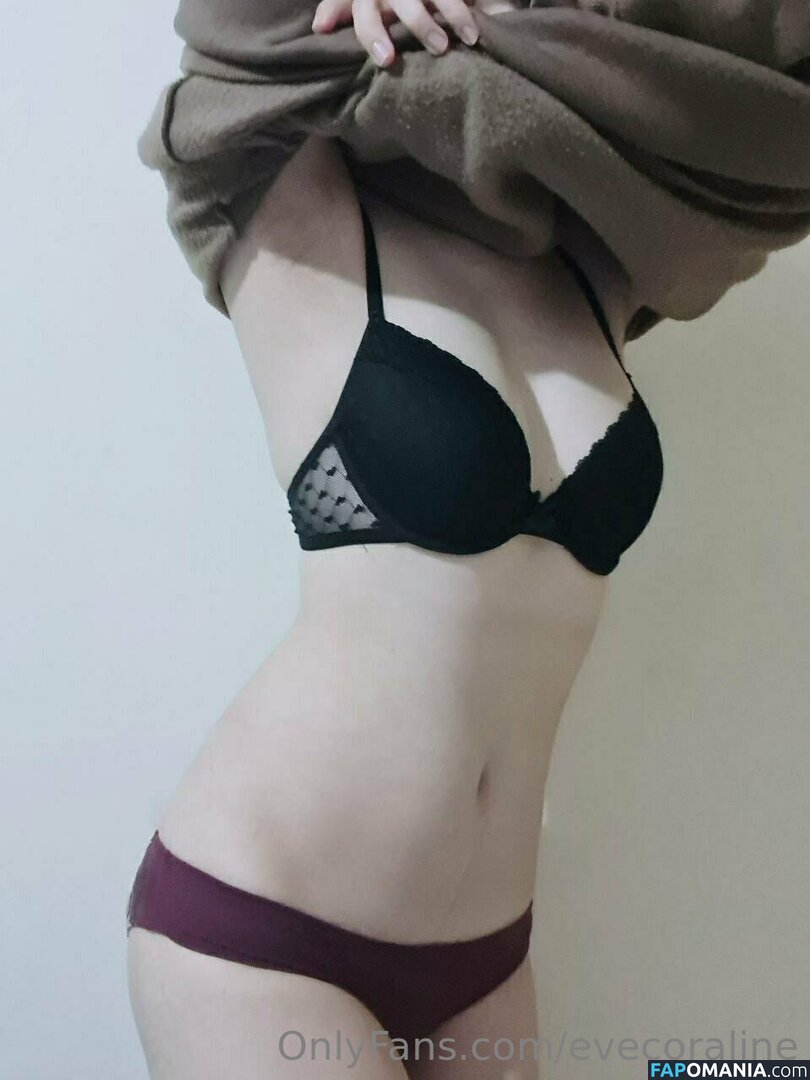 evecoraline Nu OnlyFans  Foto vazada #10