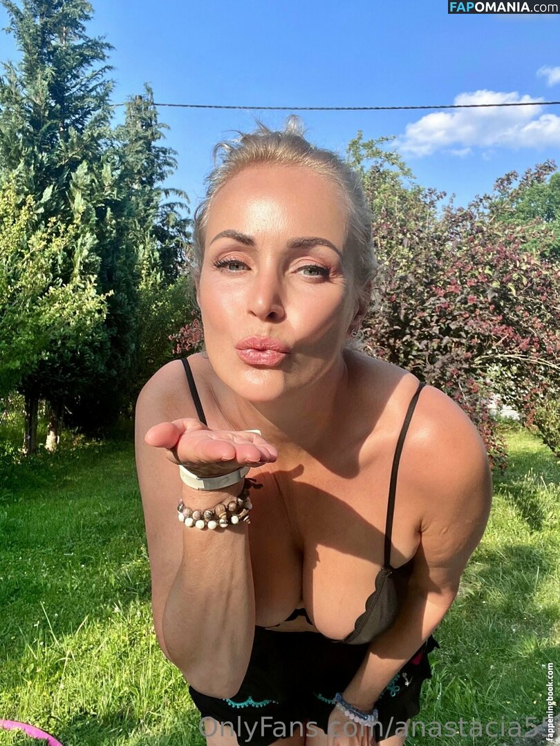 Evelyn Reißmann / anastacia55 / reissmannevelyn Nu OnlyFans  Foto vazada #44