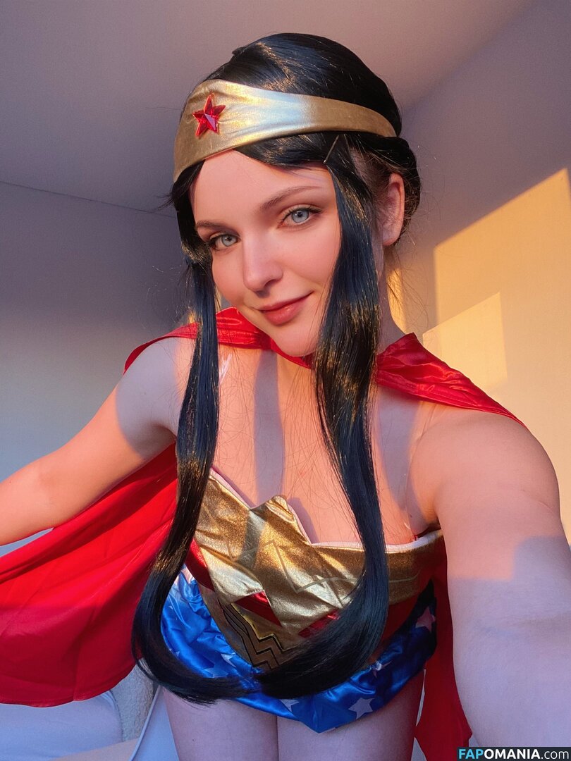 Evelynn / MagicalEvi / crohnssquare2 / evelyn.magical / https: / magicalevelynn Nu OnlyFans  Foto vazada #6