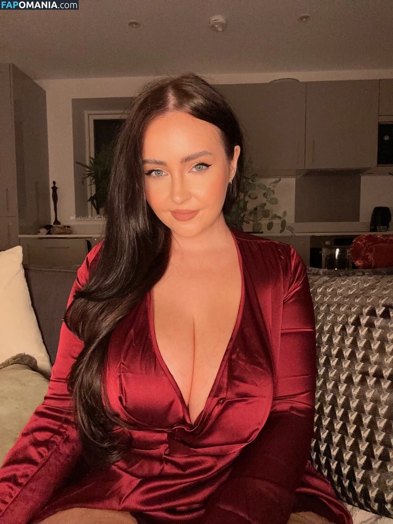 evelynwhite / evelynwhiteldn Nu OnlyFans  Foto vazada #51