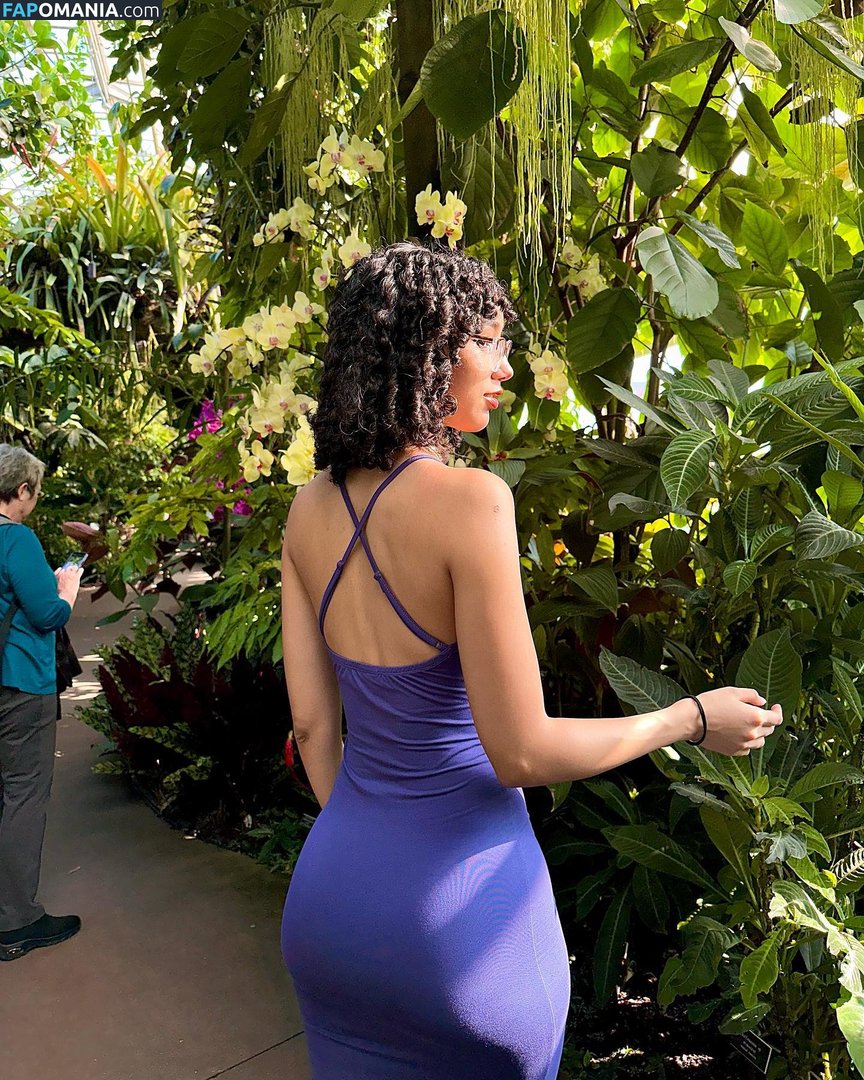 eliana / ewmxt / lalayravo / woahnatty Nu OnlyFans  Foto vazada #18