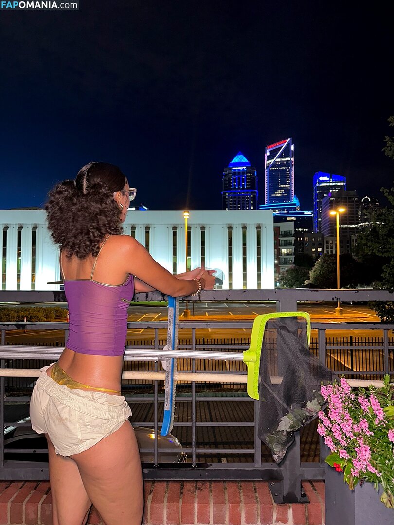 eliana / ewmxt / lalayravo / woahnatty Nu OnlyFans  Foto vazada #65