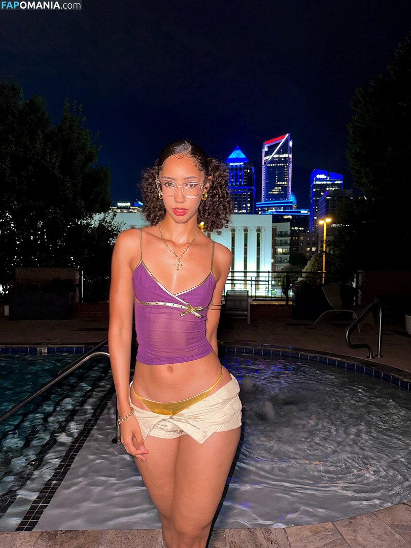 eliana / ewmxt / lalayravo / woahnatty Nu OnlyFans  Foto vazada #66