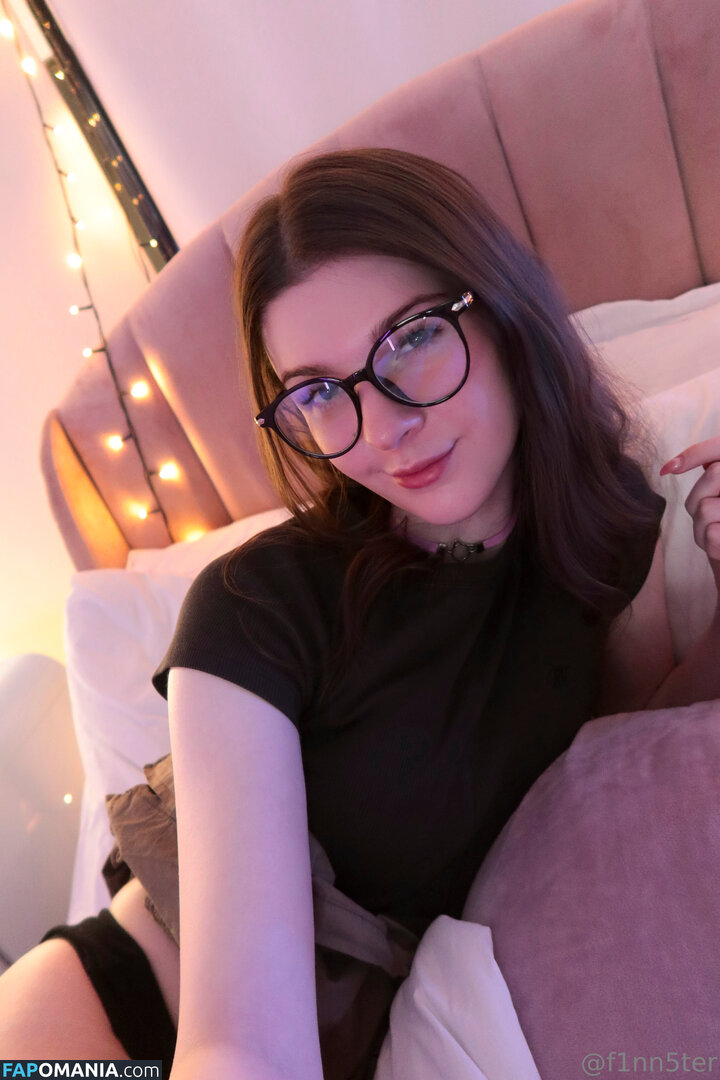 F1NN5TER / rosetwitch Nu OnlyFans  Foto vazada #4