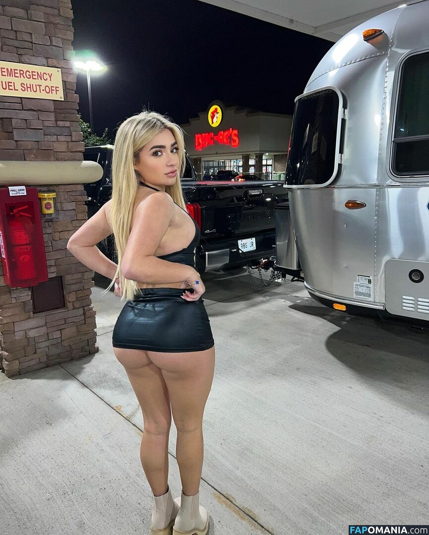 Faith Lianne / Imfaithxo / faithlianne Nu OnlyFans  Foto vazada #242