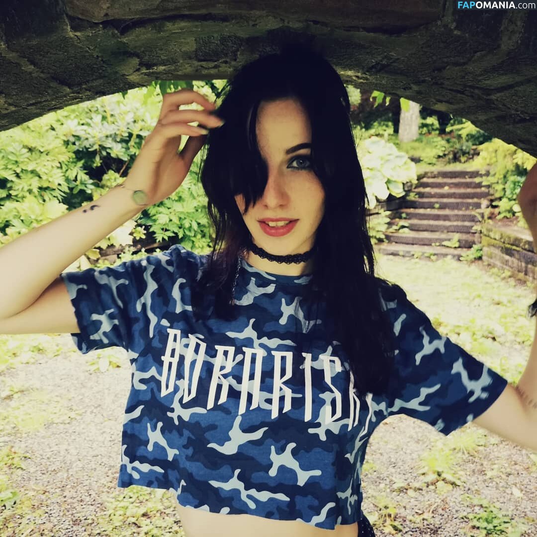 falseangel / falseangelx / xfalse_angelx Nu OnlyFans  Foto vazada #1