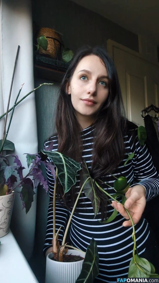 falseangel / falseangelx / xfalse_angelx Nu OnlyFans  Foto vazada #5