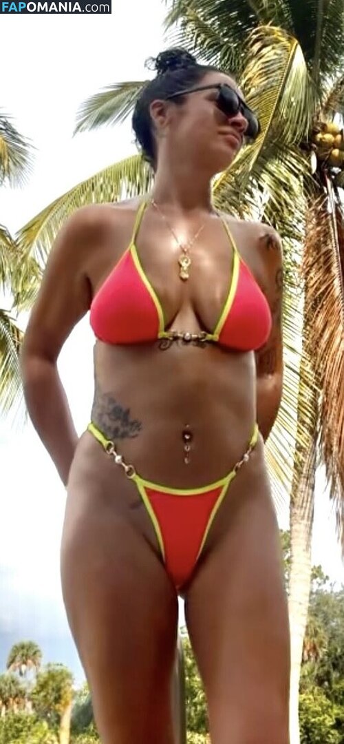 Faye fetish / Fayefetish / fayeefetish Nu OnlyFans  Foto vazada #2