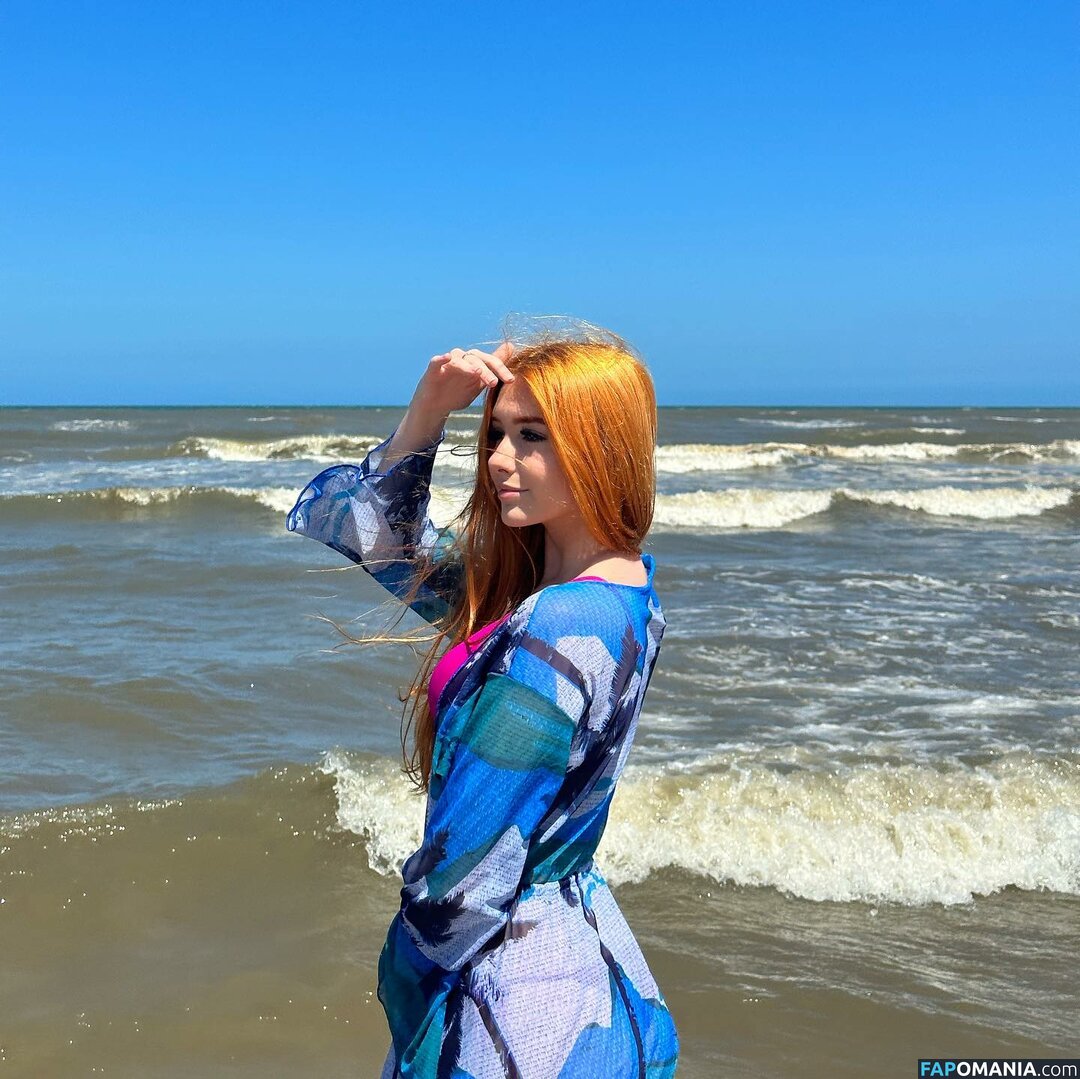 Feeh Hanzen / Fernanda Hanzen / feeh_hanzen / feehhanzen Nu OnlyFans  Foto vazada #10