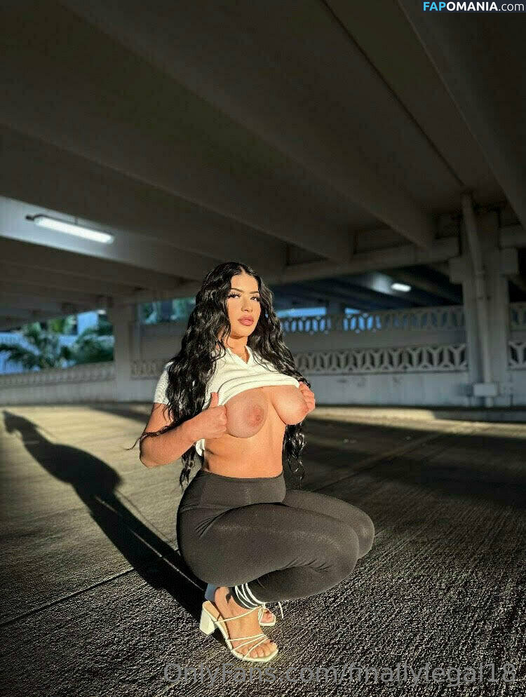 finallylegal18 / hazel_beauti Nu OnlyFans  Foto vazada #391