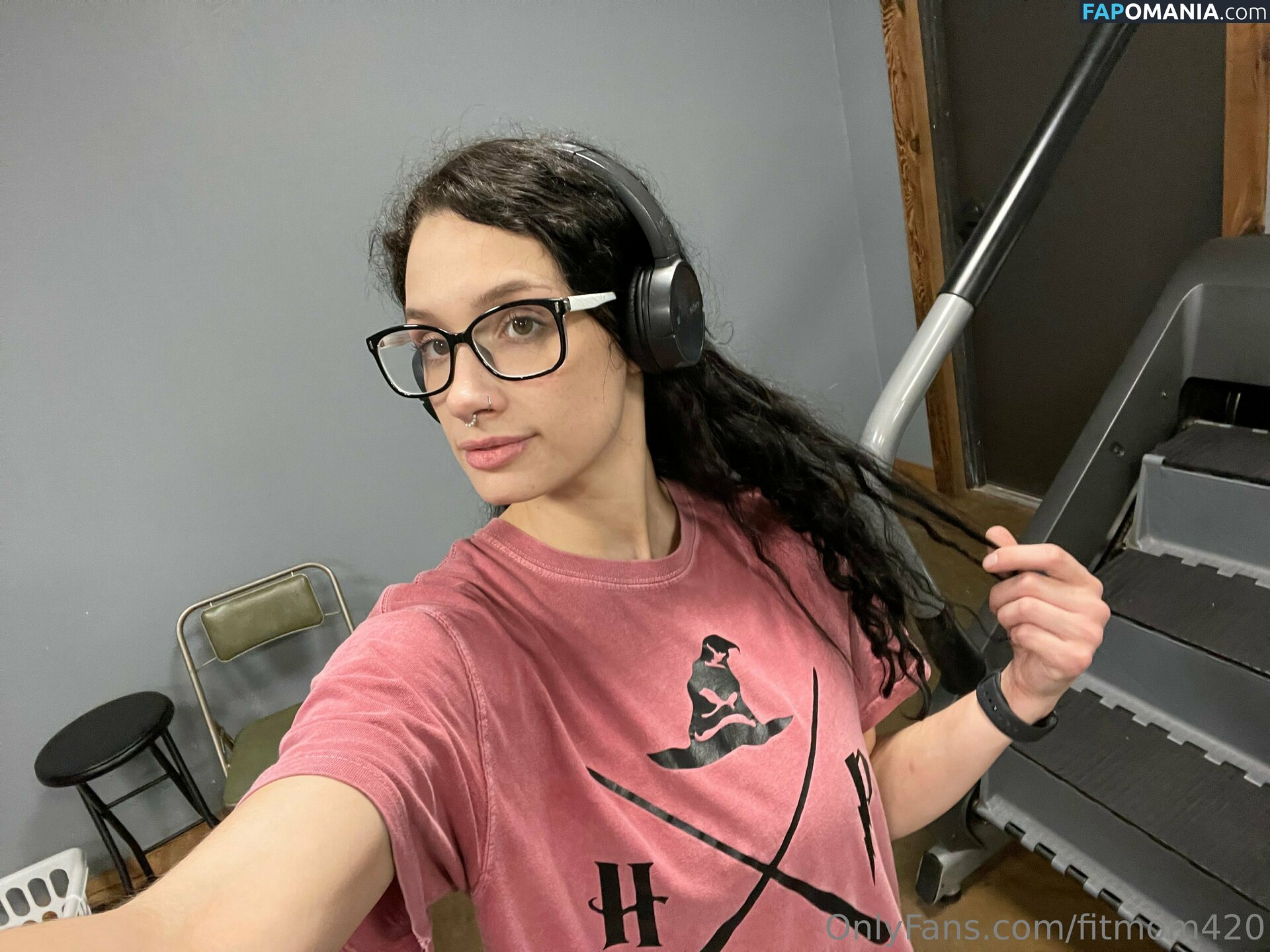 Elizabeth / fitmom420 / fitmomology42 Nu OnlyFans  Foto vazada #13