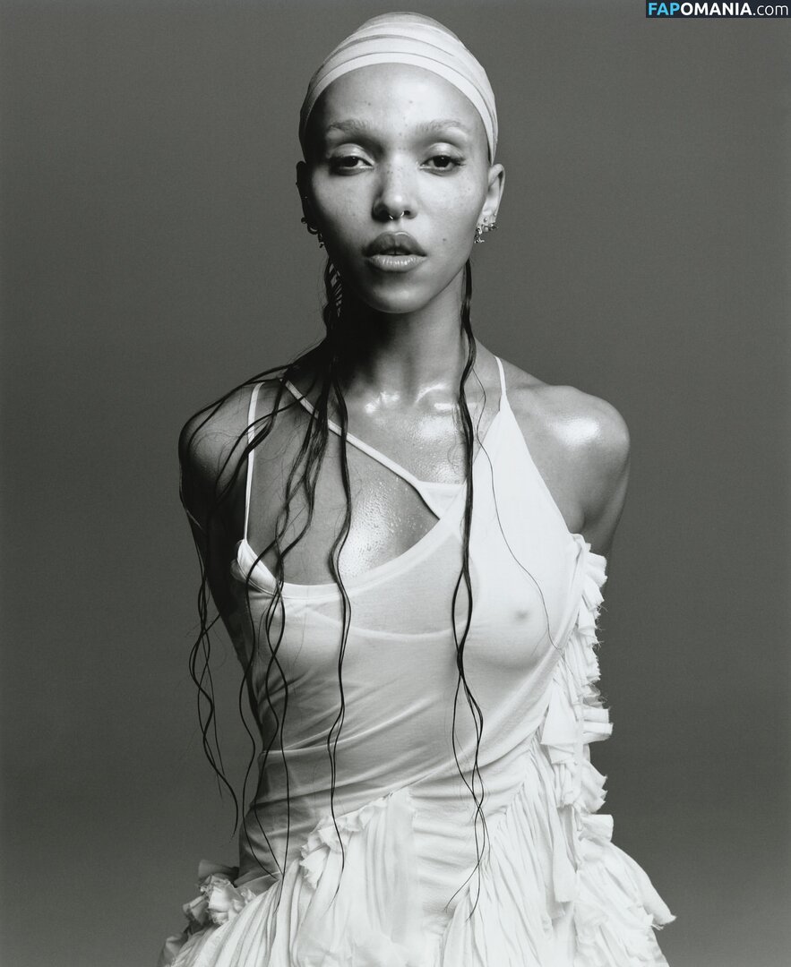 FKA Twigs / FKAtwigs Nu OnlyFans  Foto vazada #1