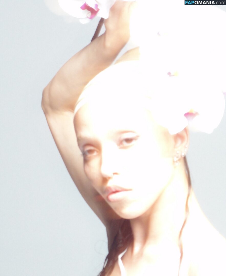 FKA Twigs / FKAtwigs Nu OnlyFans  Foto vazada #3
