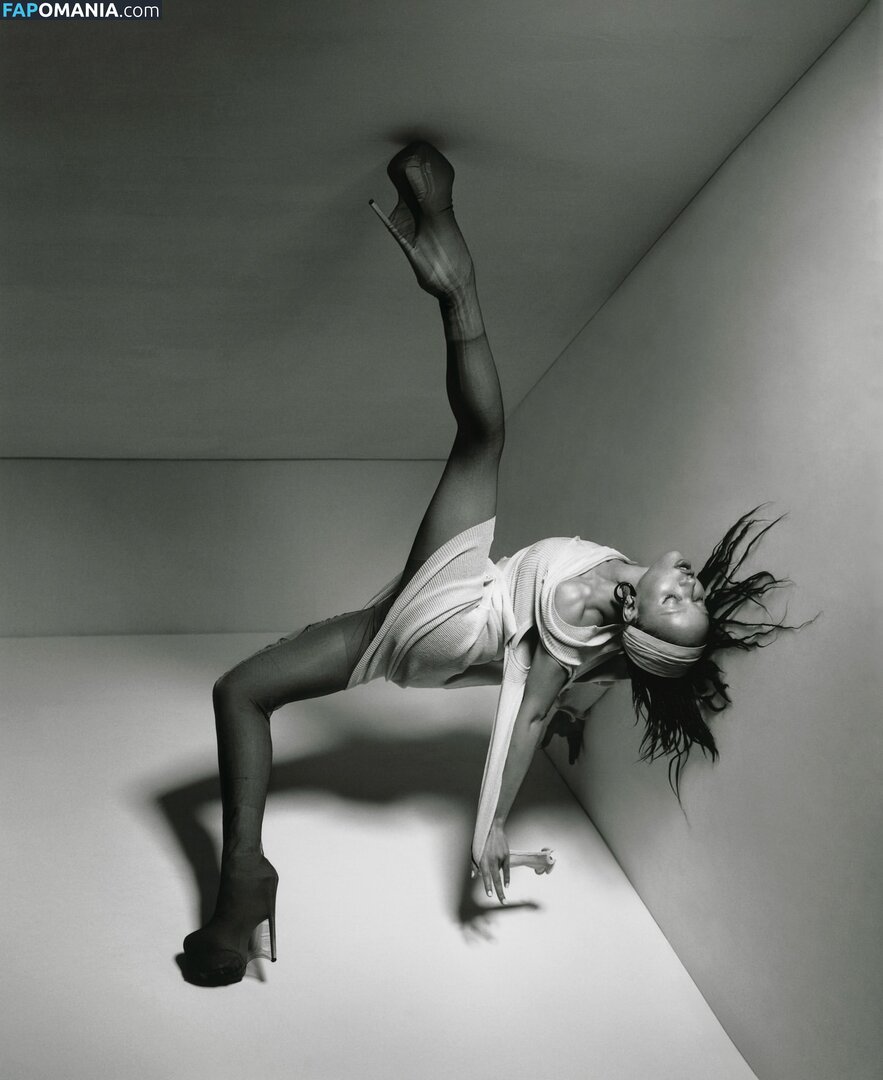 FKA Twigs / FKAtwigs Nu OnlyFans  Foto vazada #5