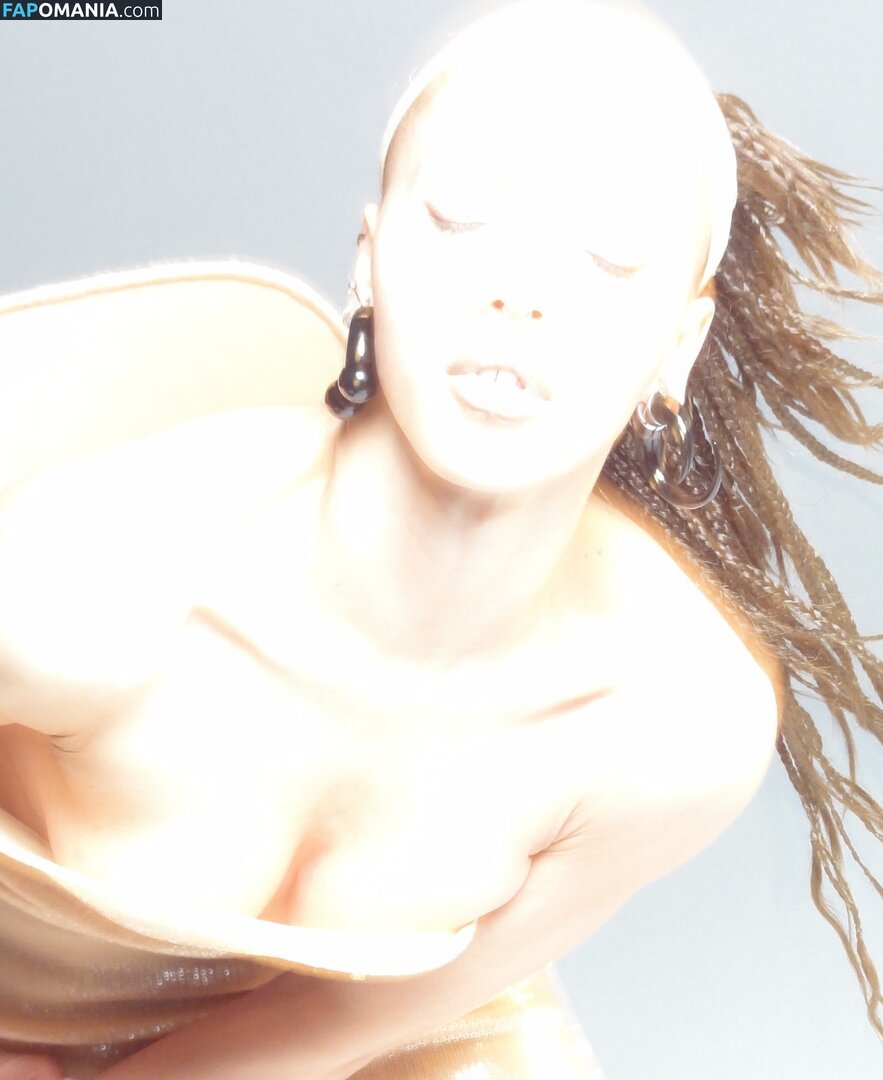 FKA Twigs / FKAtwigs Nu OnlyFans  Foto vazada #8