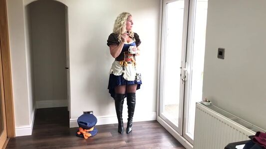 Foxy Geek Girl