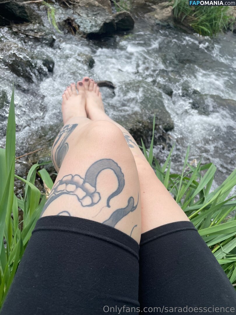 _futuredds / freesaradoesscience Nu OnlyFans  Foto vazada #2