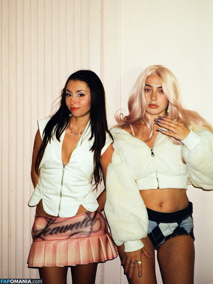 Maybe Baby / frend_baby Nu OnlyFans  Foto vazada #1