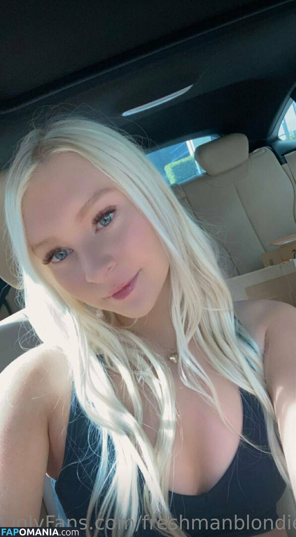 freshmanblondie18 / sheblondie_ Nu OnlyFans  Foto vazada #27
