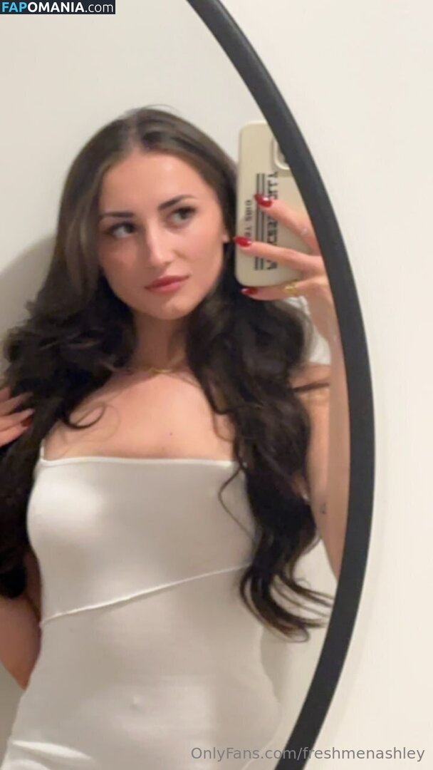 _ashhhhleeey_ / freshmenashley Nu OnlyFans  Foto vazada #504