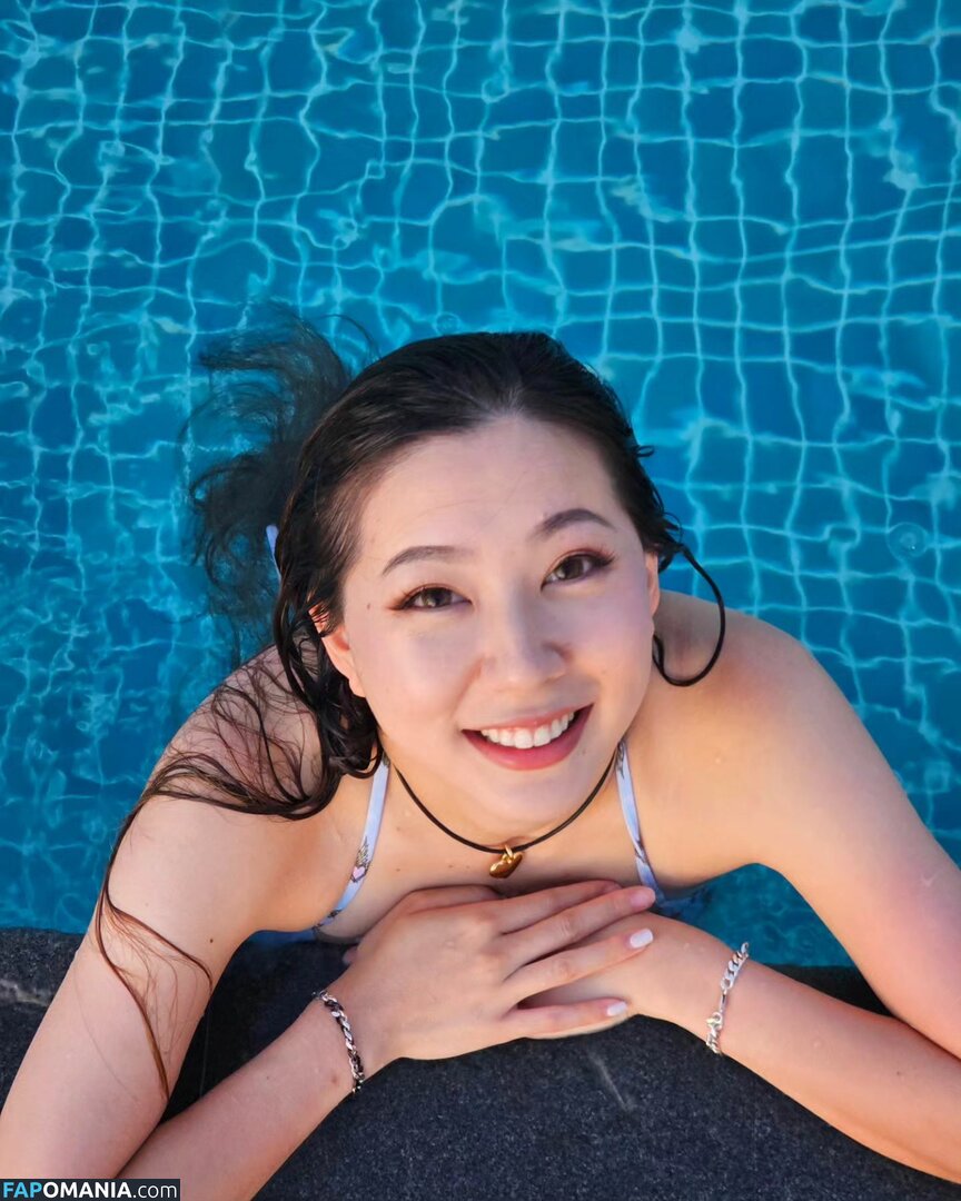 Fuslie / Leslie Nu OnlyFans  Foto vazada #16