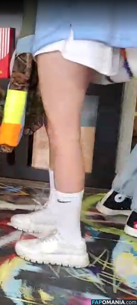 Fuslie / Leslie Nu OnlyFans  Foto vazada #241