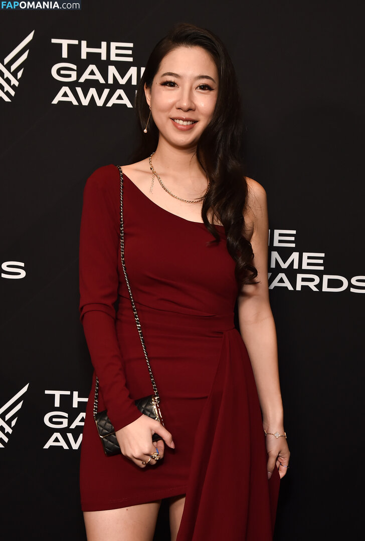 Fuslie / Leslie Nu OnlyFans  Foto vazada #709