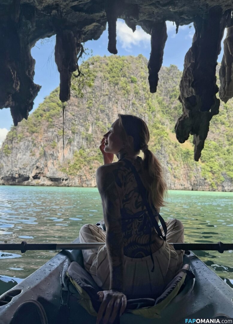 Future_Star / betty_ouh Nu OnlyFans  Foto vazada #12