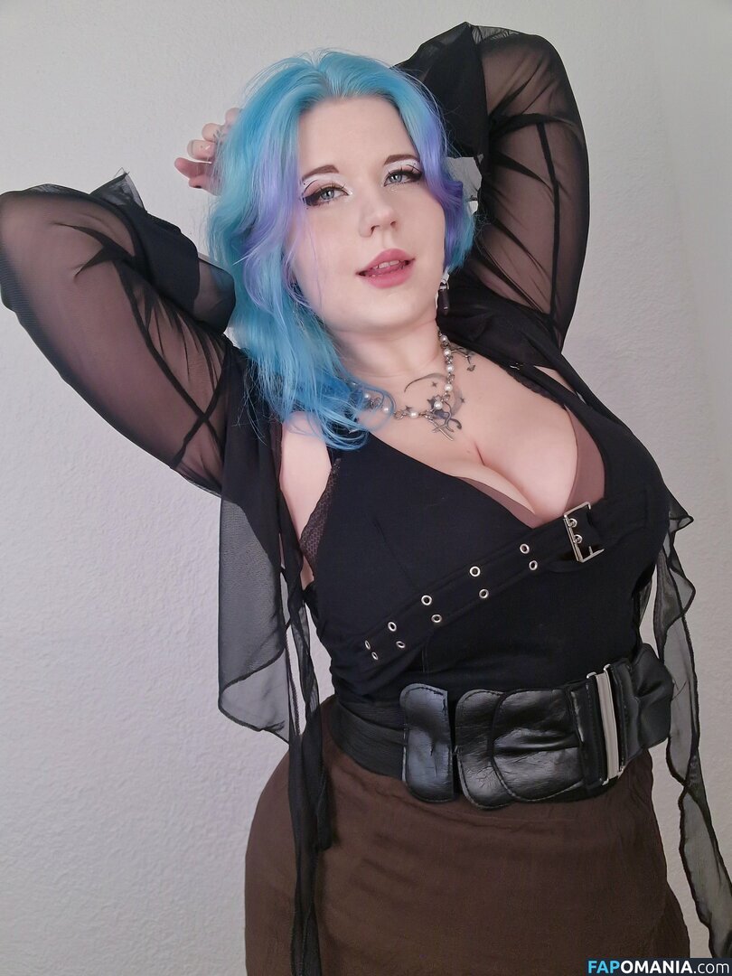 FylyArtworksAndCosplays / Fyly_cosplays Nu OnlyFans  Foto vazada #57