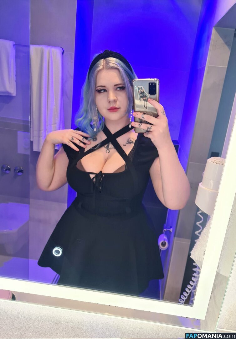 FylyArtworksAndCosplays / Fyly_cosplays Nu OnlyFans  Foto vazada #107