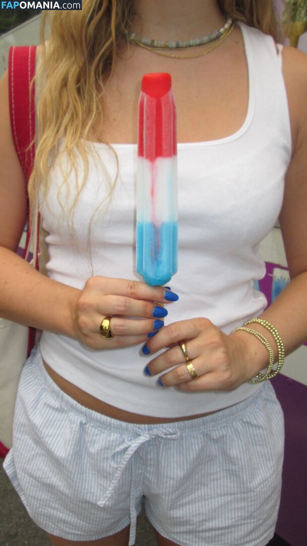 G Hannelius / ghannelius Nu OnlyFans  Foto vazada #52