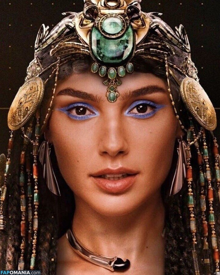 Gal Gadot / gal_gadot / https: / inked_hriss Nu OnlyFans  Foto vazada #30