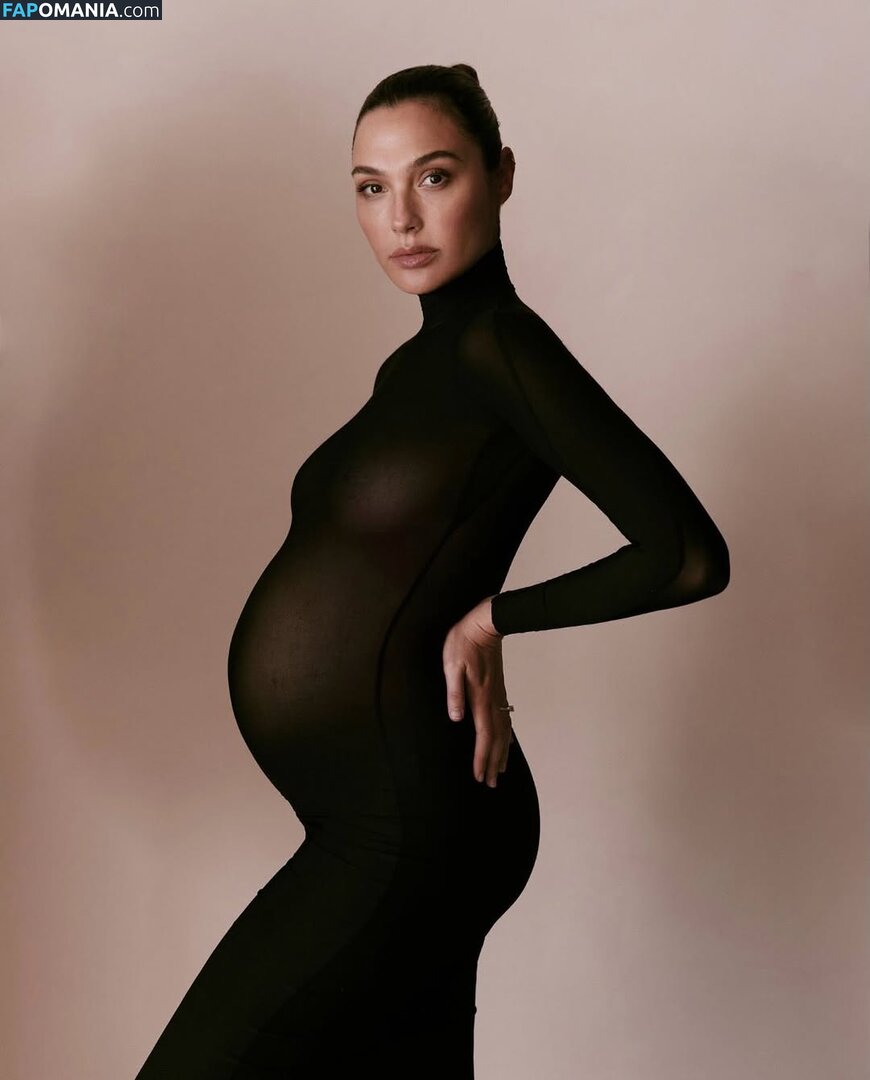 Gal Gadot / gal_gadot / https: / inked_hriss Nu OnlyFans  Foto vazada #744