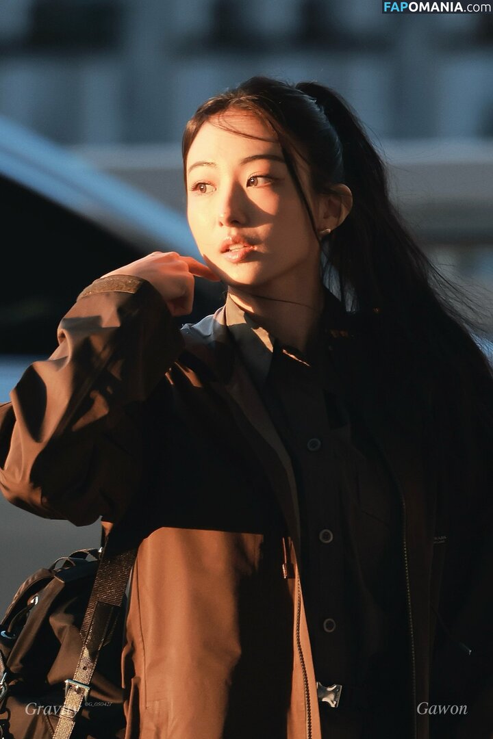 Gawon / Lee Ga-won / MEOVV_GAWON / gawon_moevv / https: / 이가원 MEOVV Nu OnlyFans  Foto vazada #5