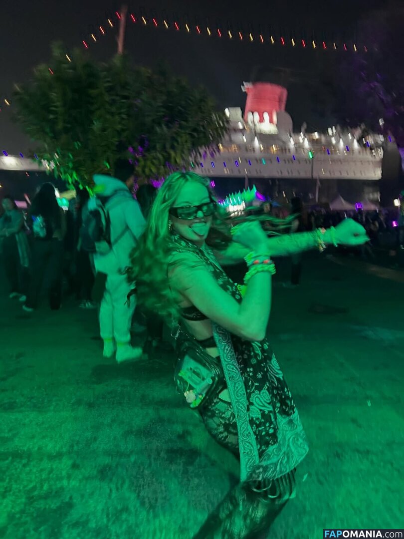 Gbawls / g.b.a.w.l.s Nu OnlyFans  Foto vazada #4