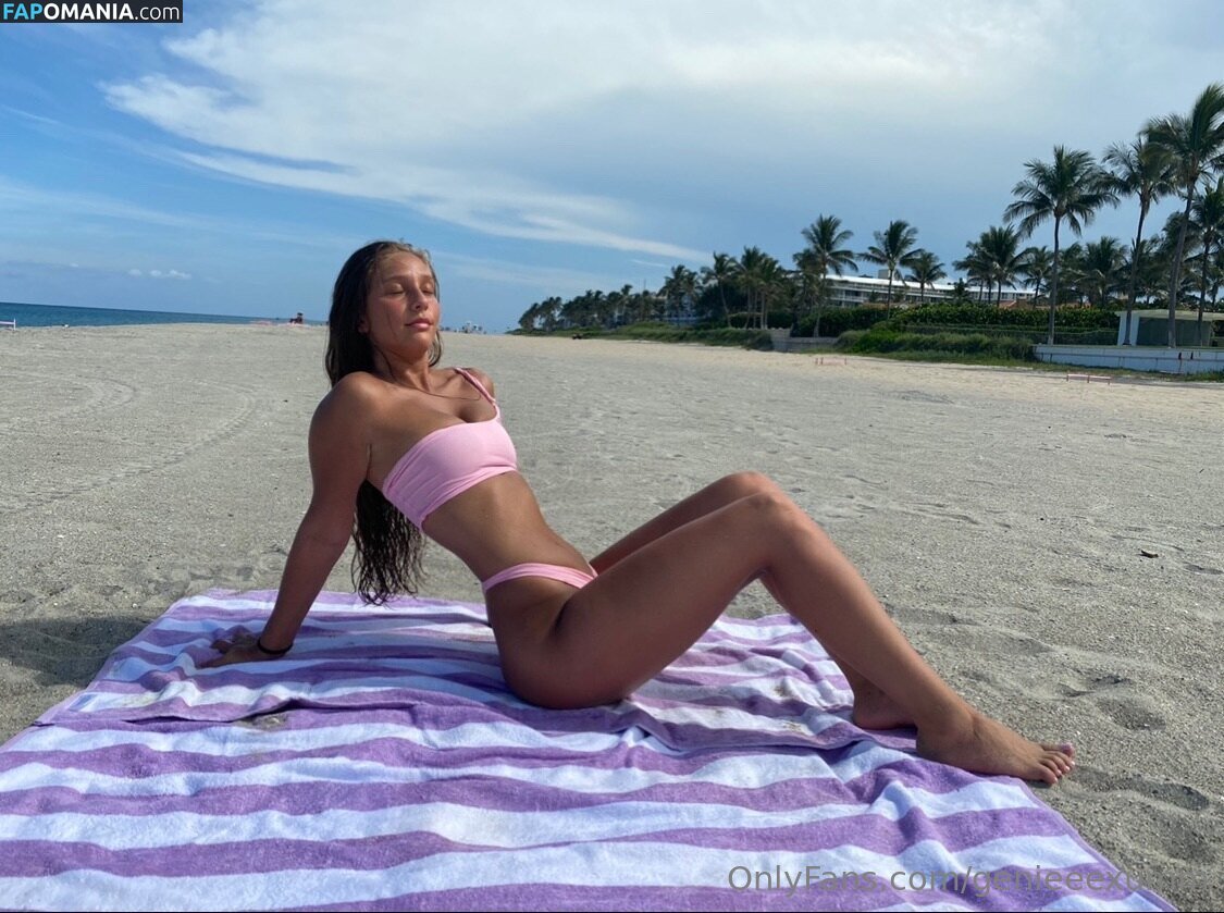 genieeexumm Nu OnlyFans  Foto vazada #1